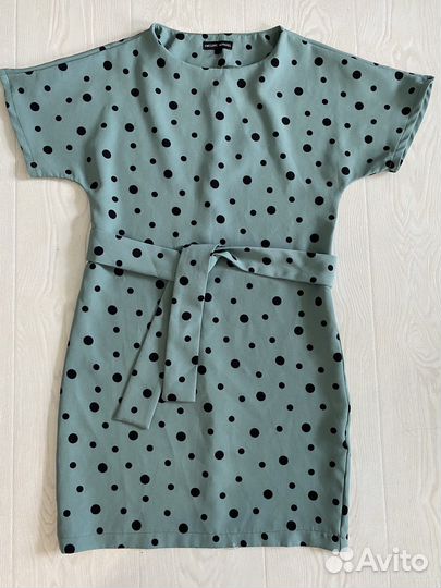 Платье офисное 42