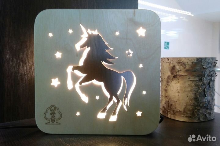 Детский светильник из дерева Единорог