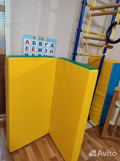 Мат гимнастический 100х100