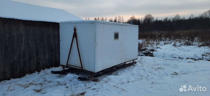 Сани для снегохода,домик рыбака/охотника