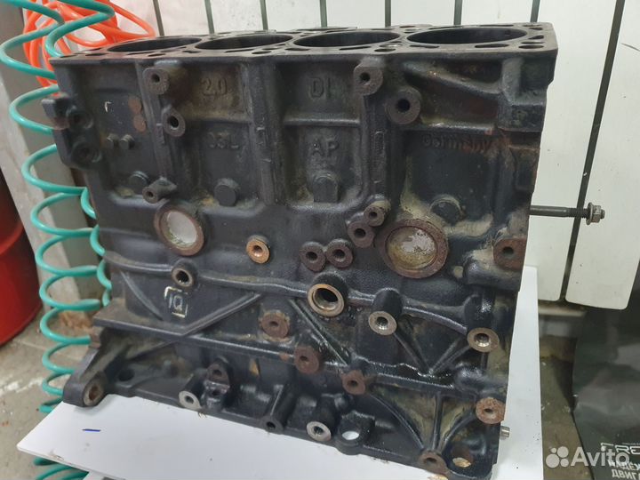 Блок мотора с поршнями для volkswagen