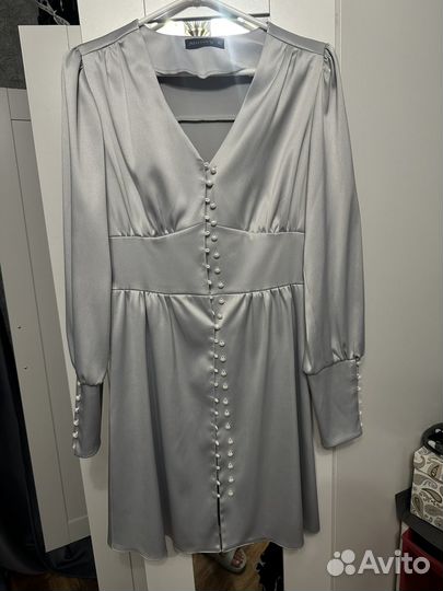 Платье атласное