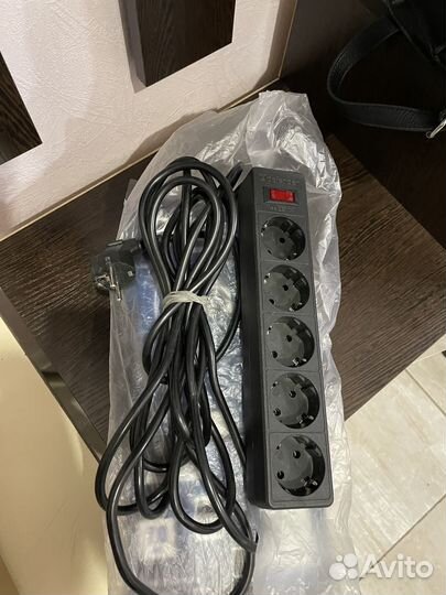 Сетевой фильтр 7 м