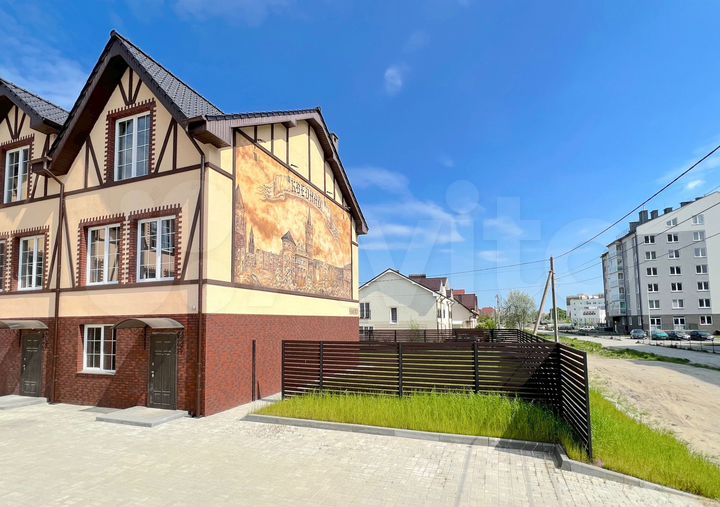 Таунхаус 192 м² на участке 2,5 сот.