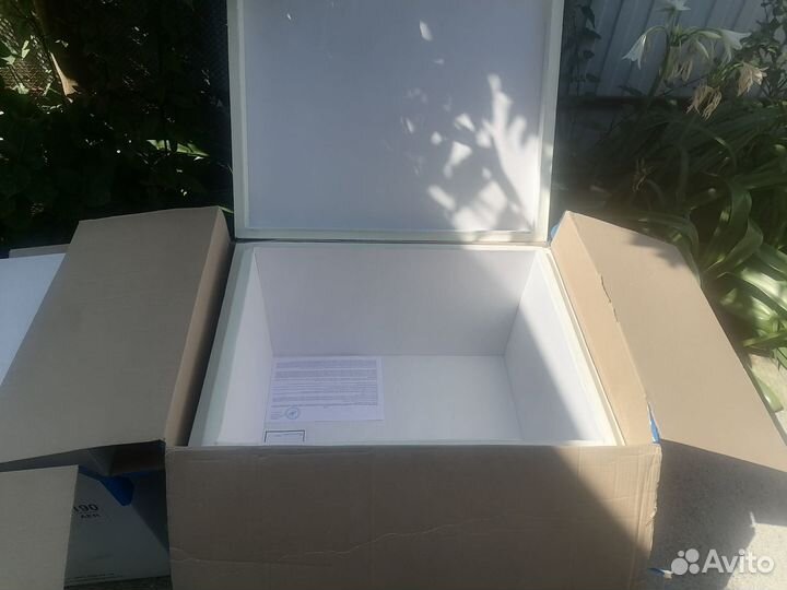 Холодильник термоконтейнер