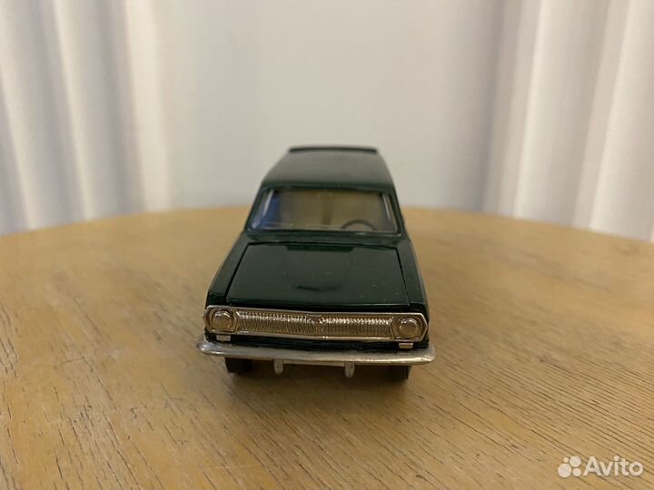 Модель автомобиля 1:43 Волга Газ 24-02 А13