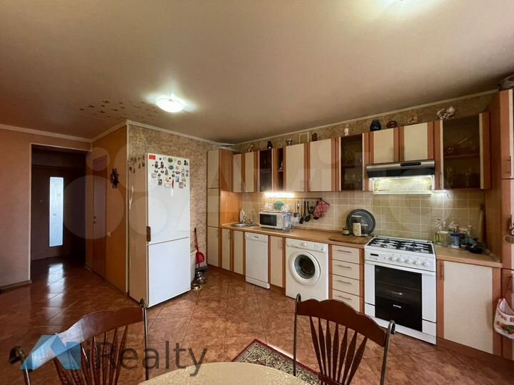 3-к. квартира, 71 м², 1/5 эт.