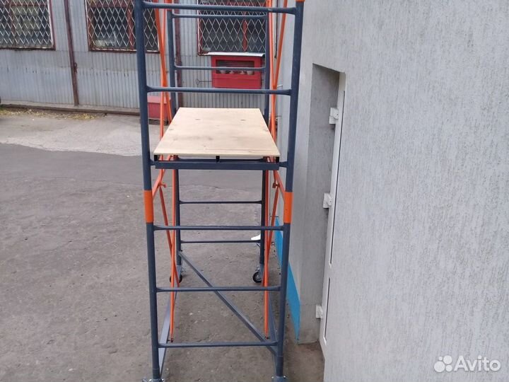 Аренда вышки-туры площадка 0.7х1.6м высота до 7.5м