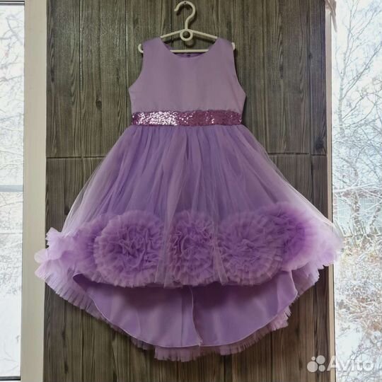 Платье для девочки со шлейфом живые фото