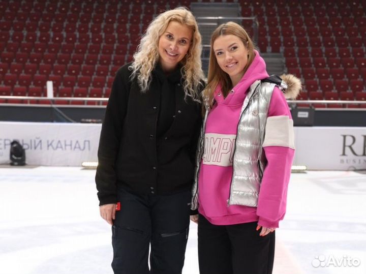 Тренер по фигурному катанию