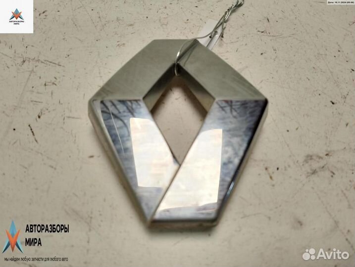 Эмблема Renault Scenic рест. 2001 8200027424