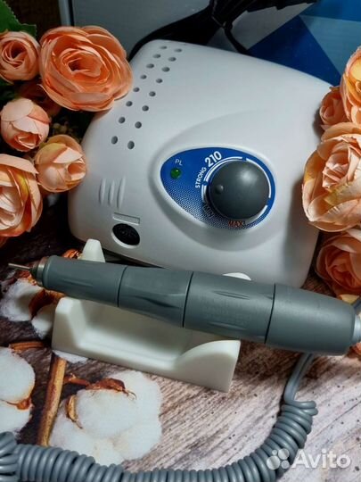 Машинка для педикюра и маникюра Strong 210, 50K