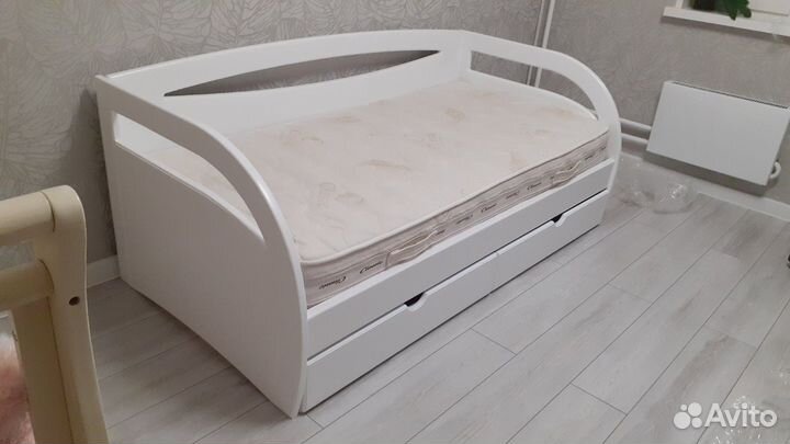 Кровать детская одноместная новая из сосны