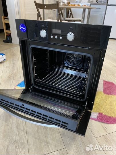 Электродуховка Hansa boeb6410077