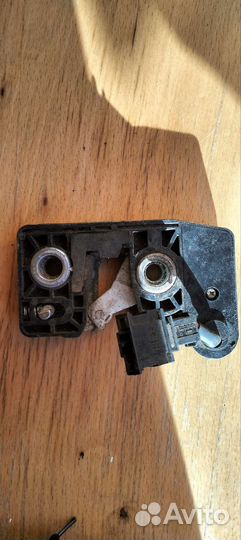 Замок багажника калина,девятка