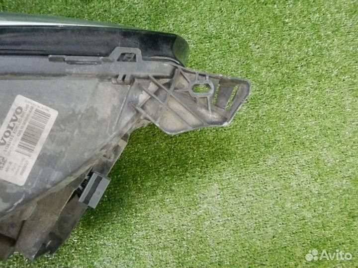 Фара левая Volvo XC90