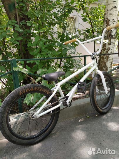 BMX Eastern element