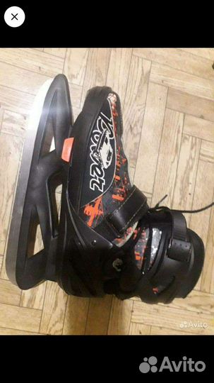 Коньки хоккейные детские