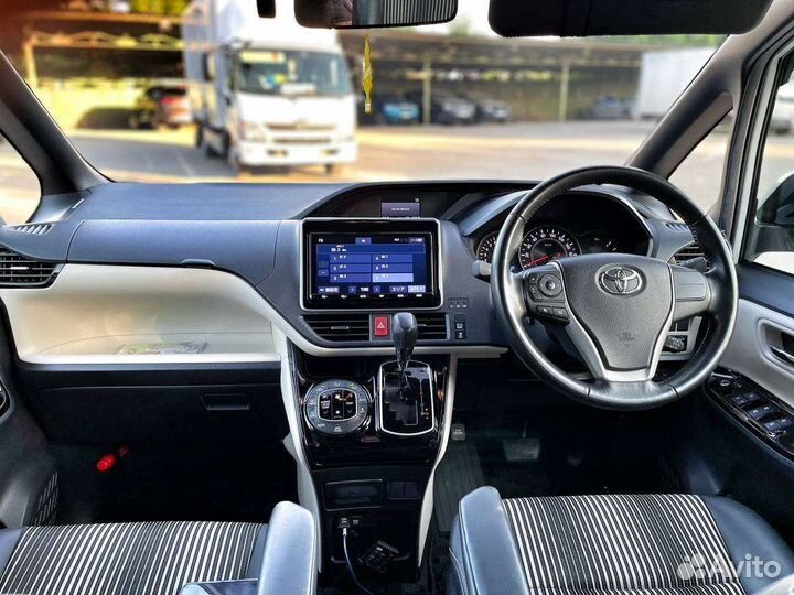 Пассажирские перевозки минивен