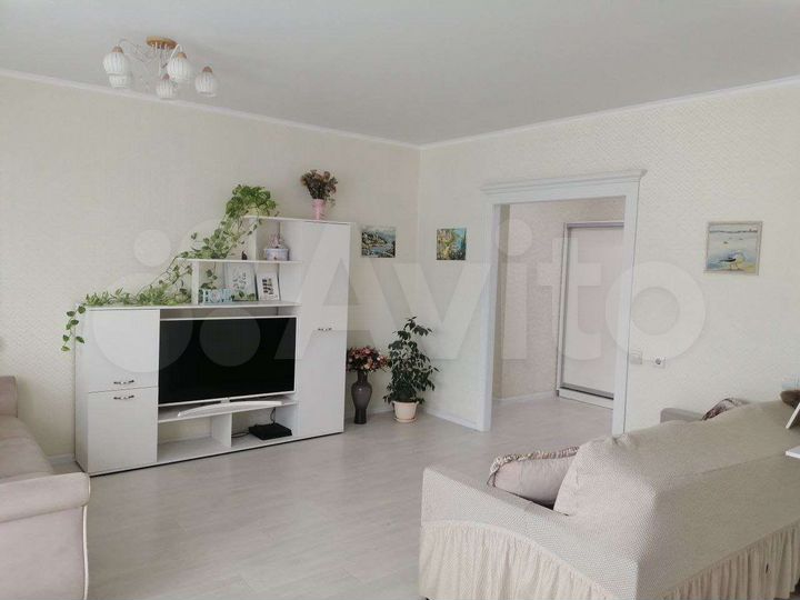 2-к. квартира, 61 м², 3/9 эт.