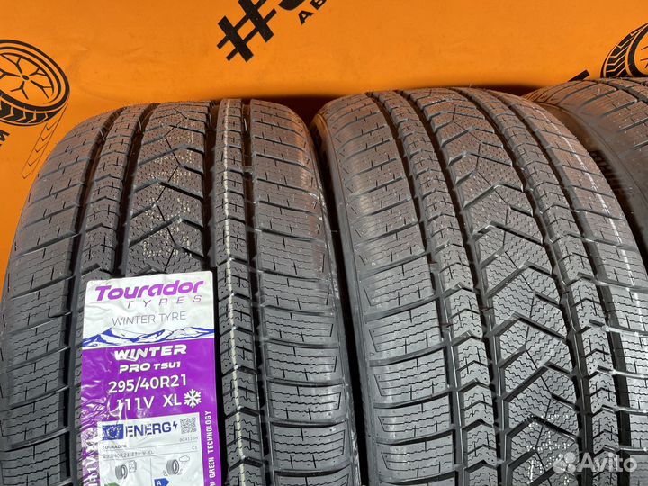 Tourador Winter Pro TSU1 295/40 R21 111V