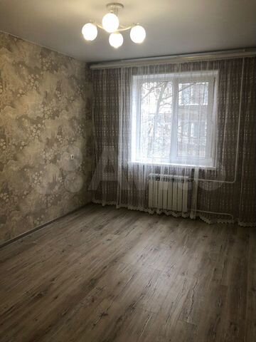 3-к. квартира, 74 м², 3/10 эт.