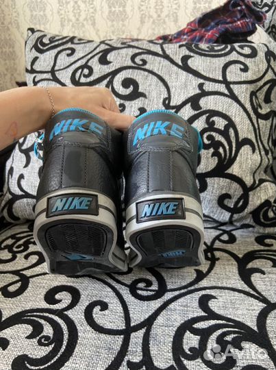 Кроссовки nike женские 40р