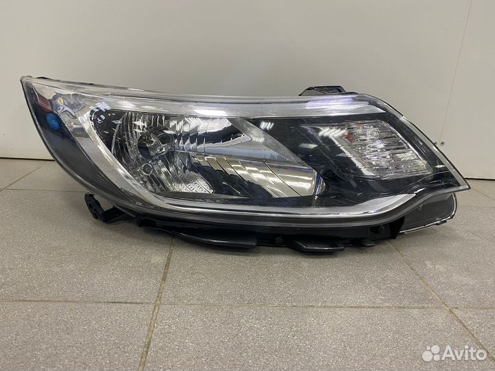 Фара bodyparts 921024X501 RIO 15-прав