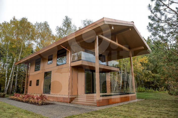 Дом 230 м² на участке 15 сот.