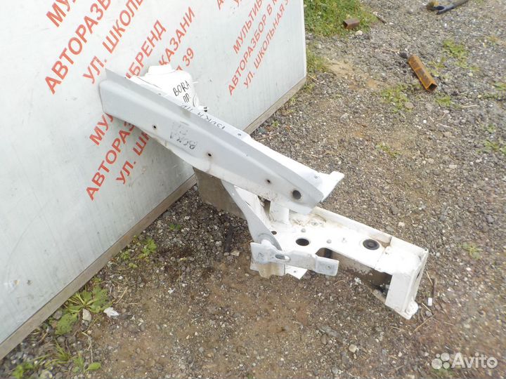 Лонжерон передний правый Фольксваген Бора Bora