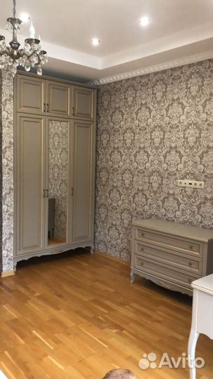 Шкаф 3х-дверный 