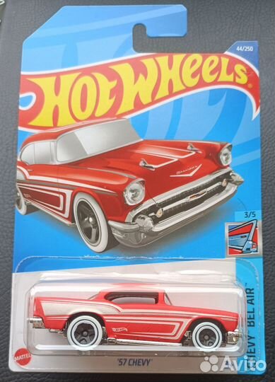 Hot wheels машинки