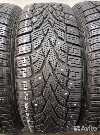 Gislaved NordFrost 100 185/65 R15 116Z