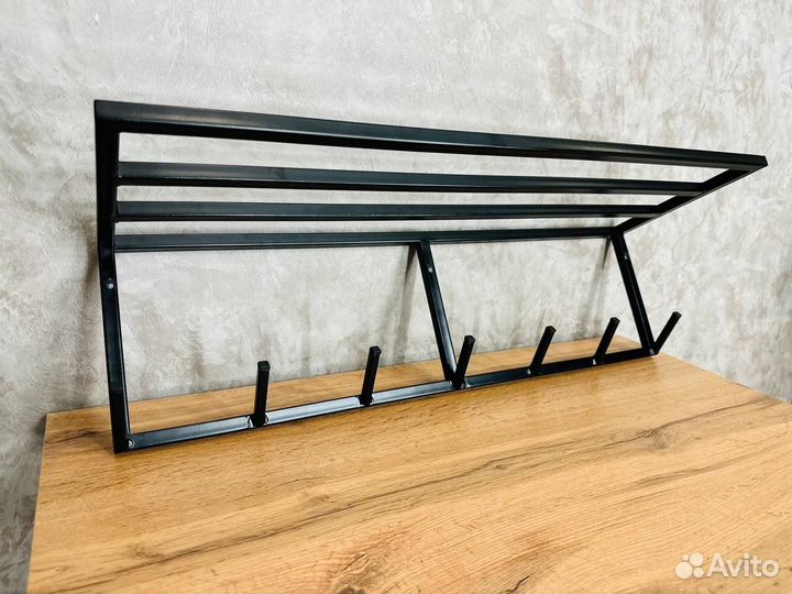 Вешалка для одежды настенная