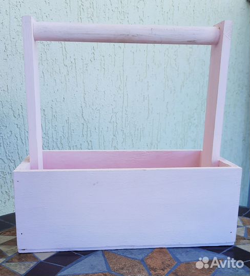 Деревянный ящик для цветов