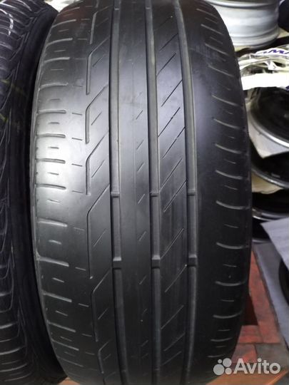Bridgestone Turanza T001 225/45 R19