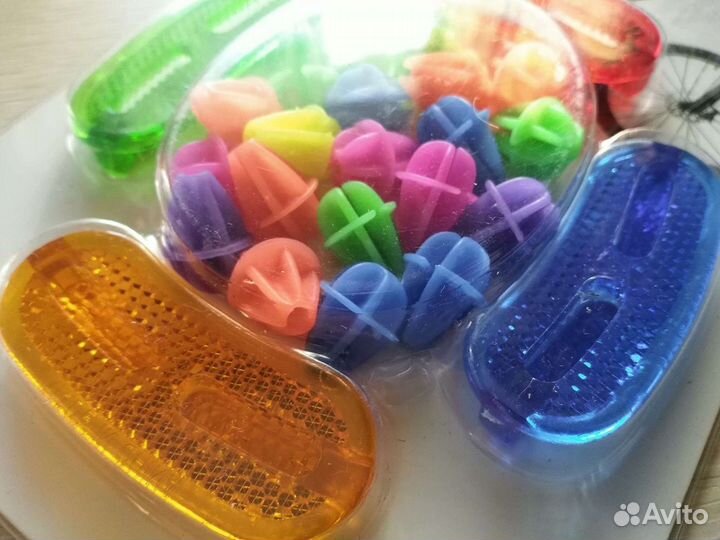 Отражатели на спицы велосипеда и бусины