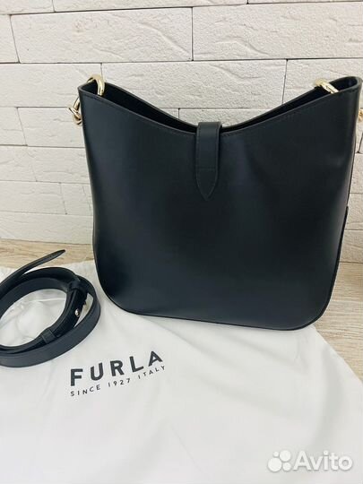 Сумка Furla Sirena Hobo S. Куплена в Дубае. Новая