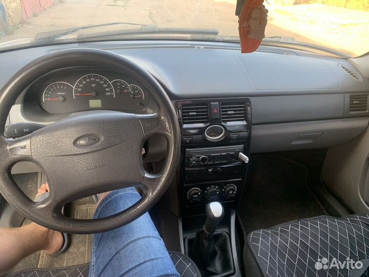 LADA Priora 1.6 МТ, 2010, 220 000 км