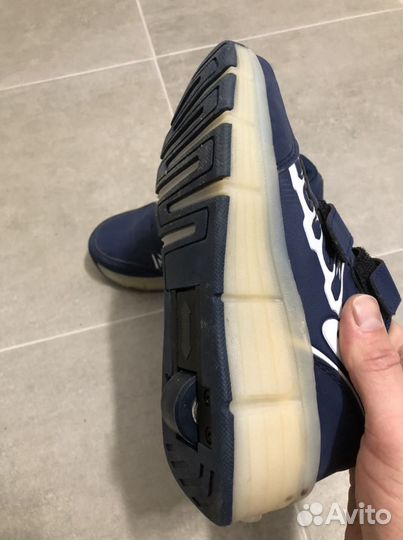 Кроссовки роллеры