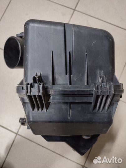 Корпус воздушного фильтра Toyota Camry acv30