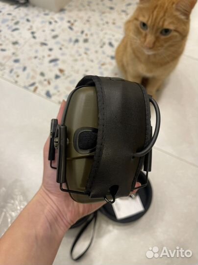 Активные наушники зеленые