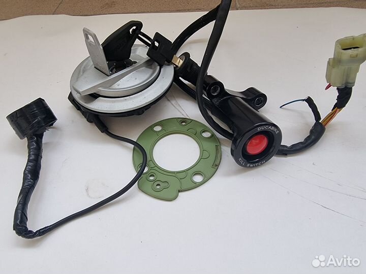Комплект kill switch Ducati замок, ключи, лючок