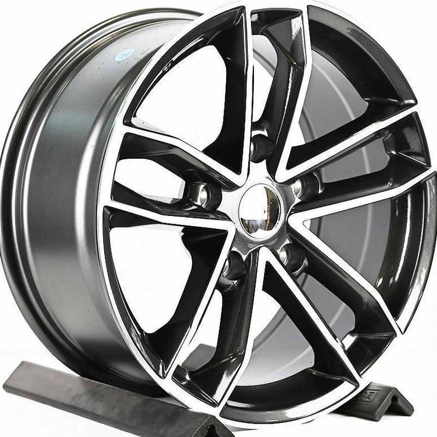 Литые диски Luistone 8×R17 5×139.7
