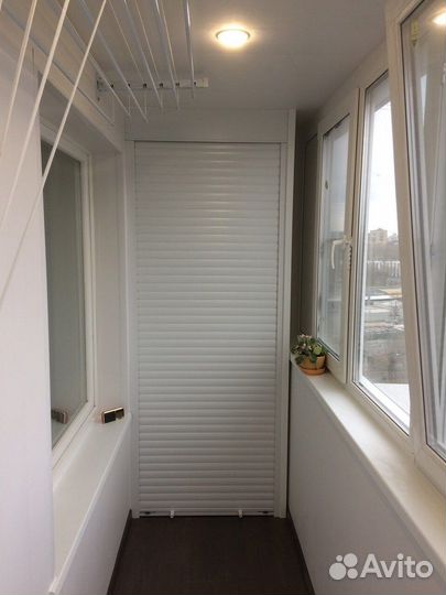 Шкаф с рольставнями на балкон по вашему эскизу