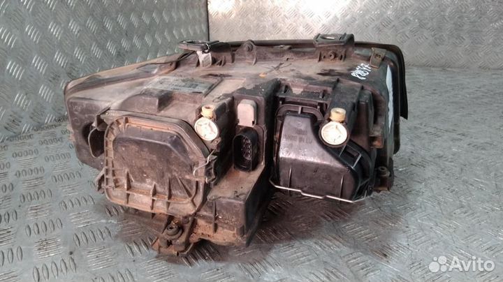 Фара 8E0941003F Audi A4 B6 (2000-2004)