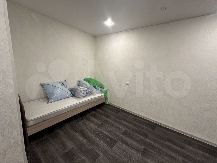 2-к. квартира, 42 м², 2/2 эт.