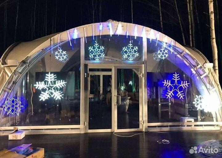 Украшение домов, контурная подсветка дома