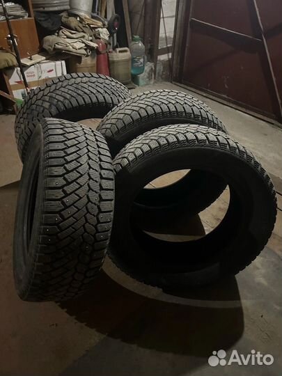 Gislaved ArcticControl 215/55 R16 и 215/55 R16 97T