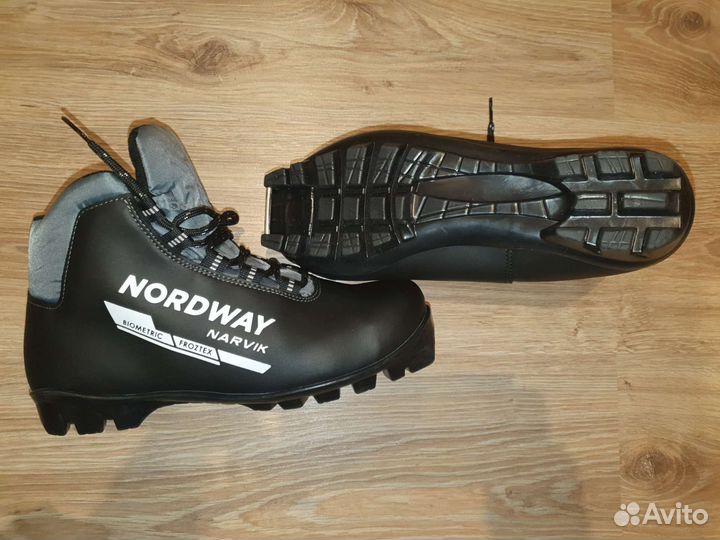 Лыжные ботинки новые Nordway Narvik NNN, 39р